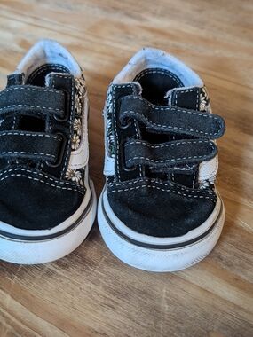 Vans Toddler Black and White Floral Velcro Sneakers